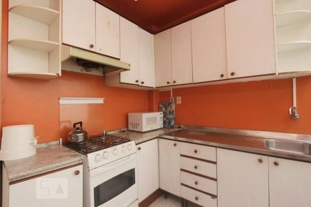Apartamento para alugar com 70m², 2 quartos e sem vagaCOZINHA