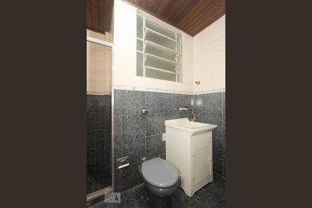 Apartamento para alugar com 70m², 2 quartos e sem vagaBANHEIRO