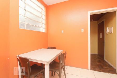 COZINHA de apartamento para alugar com 2 quartos, 70m² em Navegantes, Porto Alegre