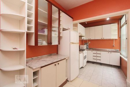Apartamento para alugar com 70m², 2 quartos e sem vagaCOZINHA