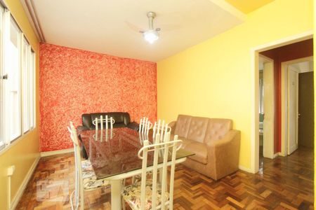 Apartamento para alugar com 2 quartos, 70m² em Navegantes, Porto Alegre