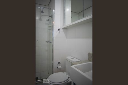 Banheiro de apartamento à venda com 1 quarto, 49m² em Praia de Belas, Porto Alegre