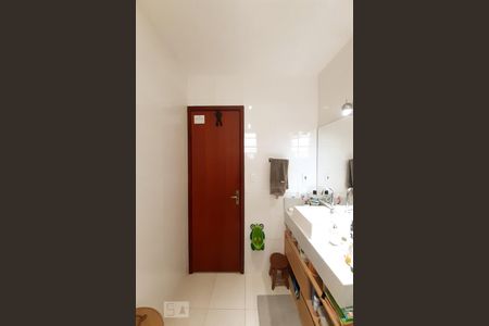 Casa à venda com 160m², 4 quartos e sem vagaBanheiro Social