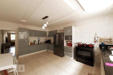 Casa à venda com 160m², 4 quartos e sem vagaCozinha