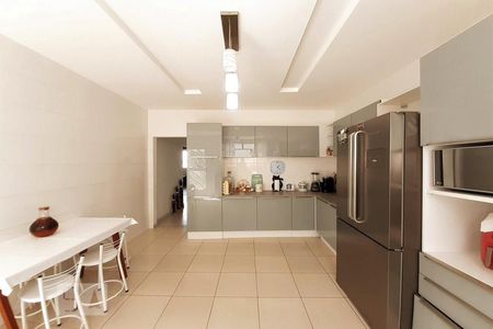 Casa à venda com 160m², 4 quartos e sem vagaCozinha