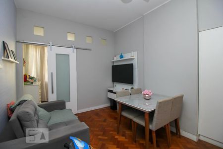 Sala de apartamento para alugar com 2 quartos, 55m² em Centro, Rio de Janeiro