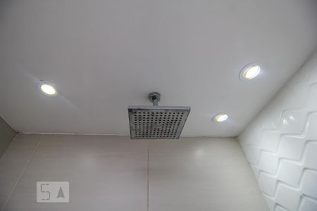 Apartamento para alugar com 55m², 2 quartos e sem vagaChuveiro