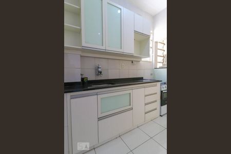 Apartamento à venda com 70m², 2 quartos e sem vagaCozinha