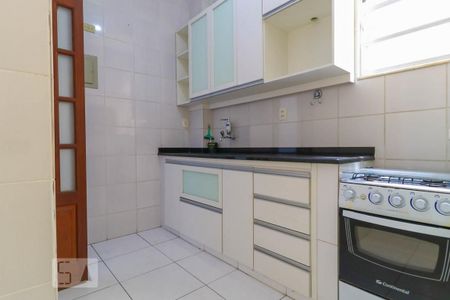 Apartamento à venda com 70m², 2 quartos e sem vagaCozinha