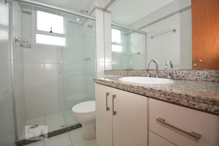 Apartamento para alugar com 90m², 3 quartos e 2 vagasBanheiro da Suíte