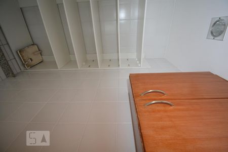 Apartamento para alugar com 90m², 3 quartos e 2 vagasBanheiro de Serviço