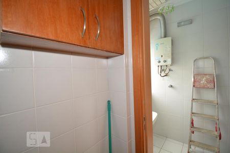 Apartamento para alugar com 90m², 3 quartos e 2 vagasBanheiro de Serviço
