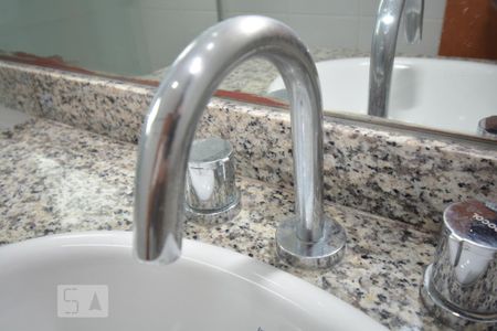 Apartamento para alugar com 90m², 3 quartos e 2 vagasBanheiro da Suíte - Torneira