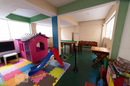 Apartamento para alugar com 74m², 3 quartos e 1 vaga Apartamento para alugar com 74m², 3 quartos e 1 vagaÁrea Comum - brinquedoteca