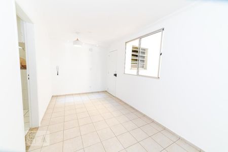 Apartamento para alugar com 74m², 3 quartos e 1 vaga Apartamento para alugar com 74m², 3 quartos e 1 vagaSala 03