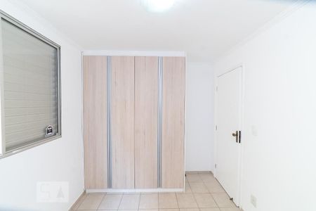 Apartamento para alugar com 74m², 3 quartos e 1 vaga Apartamento para alugar com 74m², 3 quartos e 1 vagaQuarto 2 05