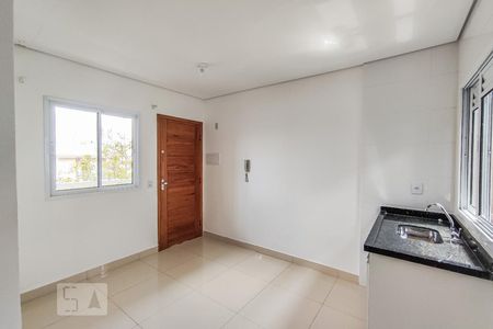 Sala e Cozinha de apartamento para alugar com 2 quartos, 40m² em Vila Esperança, São Paulo