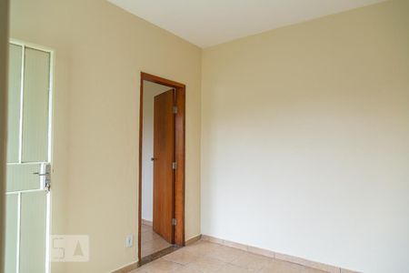 Sala de casa para alugar com 2 quartos, 70m² em Concórdia, Belo Horizonte