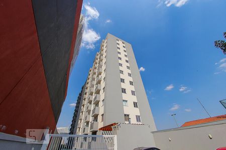 Apartamento à venda com 45m², 1 quarto e sem vaga Apartamento à venda com 45m², 1 quarto e sem vagaFachada