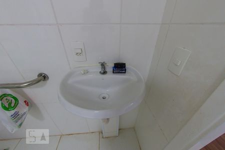 Banheiro de apartamento à venda com 1 quarto, 45m² em Vila Augusta, Guarulhos