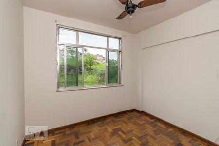 Apartamento à venda com 115m², 3 quartos e 2 vagasQuarto 2