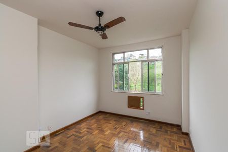 Apartamento à venda com 115m², 3 quartos e 2 vagasQuarto 3