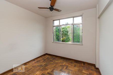 Apartamento à venda com 115m², 3 quartos e 2 vagasQuarto 2