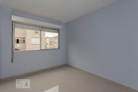 Sala de apartamento para alugar com 1 quarto, 37m² em Jardim Itu-sabará, Porto Alegre