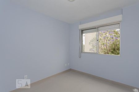 Quarto de apartamento para alugar com 1 quarto, 37m² em Jardim Itu-sabará, Porto Alegre