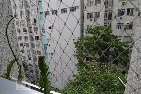 Vista de apartamento para alugar com 2 quartos, 90m² em Leme, Rio de Janeiro