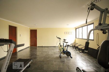 Apartamento para alugar com 85m², 3 quartos e 2 vagas Apartamento para alugar com 85m², 3 quartos e 2 vagasAcademia