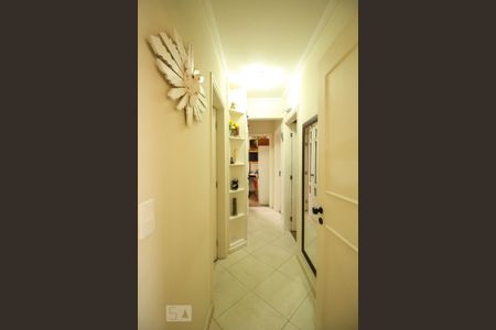Corredor de apartamento para alugar com 3 quartos, 85m² em Santana, São Paulo