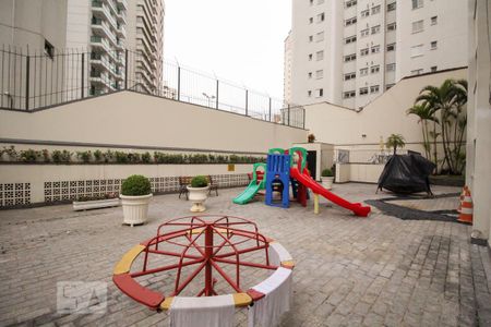Apartamento para alugar com 85m², 3 quartos e 2 vagas Apartamento para alugar com 85m², 3 quartos e 2 vagasPlayground