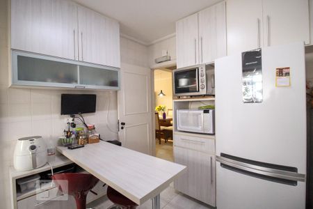 Apartamento para alugar com 85m², 3 quartos e 2 vagas Apartamento para alugar com 85m², 3 quartos e 2 vagasCozinha