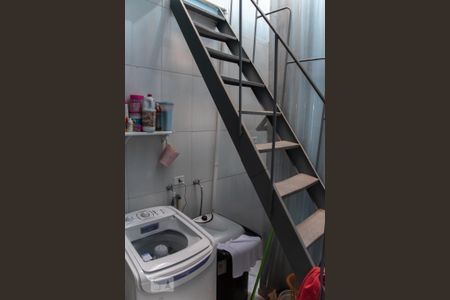 Casa à venda com 250m², 7 quartos e 5 vagas Casa à venda com 250m², 7 quartos e 5 vagasÁrea de Serviço 1