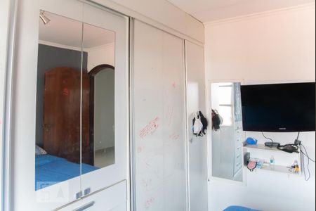 Casa à venda com 250m², 7 quartos e 5 vagas Casa à venda com 250m², 7 quartos e 5 vagasQuarto 3