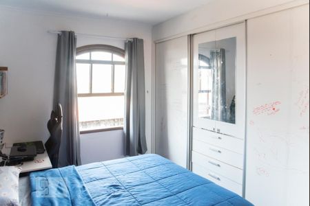 Casa à venda com 250m², 7 quartos e 5 vagas Casa à venda com 250m², 7 quartos e 5 vagasQuarto 2