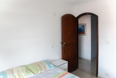 Casa à venda com 250m², 7 quartos e 5 vagas Casa à venda com 250m², 7 quartos e 5 vagasQuarto 2