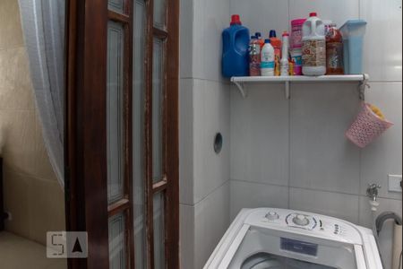 Casa à venda com 250m², 7 quartos e 5 vagas Casa à venda com 250m², 7 quartos e 5 vagasÁrea de Serviço 1