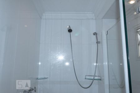 Apartamento à venda com 210m², 3 quartos e 3 vagasBanheiro da Suíte 1