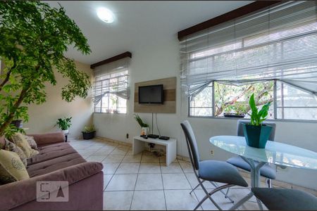 Sala de apartamento à venda com 3 quartos, 96m² em Alto Barroca, Belo Horizonte