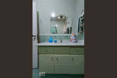 Apartamento à venda com 96m², 3 quartos e sem vagaBanheiro