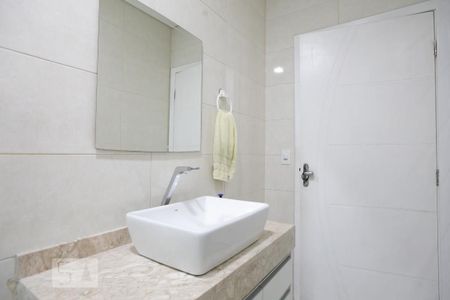 Casa para alugar com 75m², 2 quartos e 1 vagaBanheiro