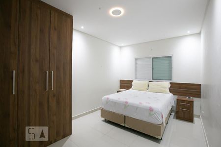 Quarto 1  de casa para alugar com 2 quartos, 75m² em Jardim Ruth, São Paulo