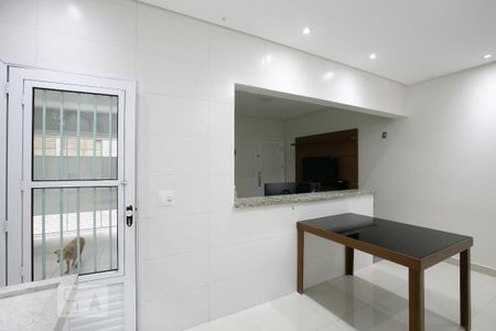 Casa para alugar com 75m², 2 quartos e 1 vagaCozinha 