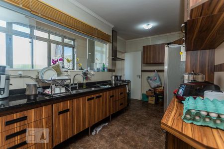 Apartamento à venda com 150m², 3 quartos e 1 vagaCozinha