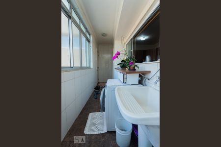 Apartamento à venda com 150m², 3 quartos e 1 vagaÁrea de Serviço