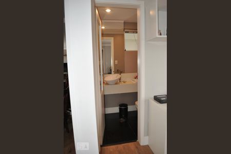 Lavabo de apartamento à venda com 2 quartos, 90m² em Cambuci, São Paulo
