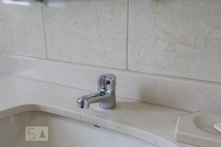 Apartamento à venda com 97m², 3 quartos e 2 vagasBanheiro da Suíte