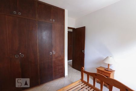 Apartamento à venda com 97m², 3 quartos e 2 vagasQuarto 2